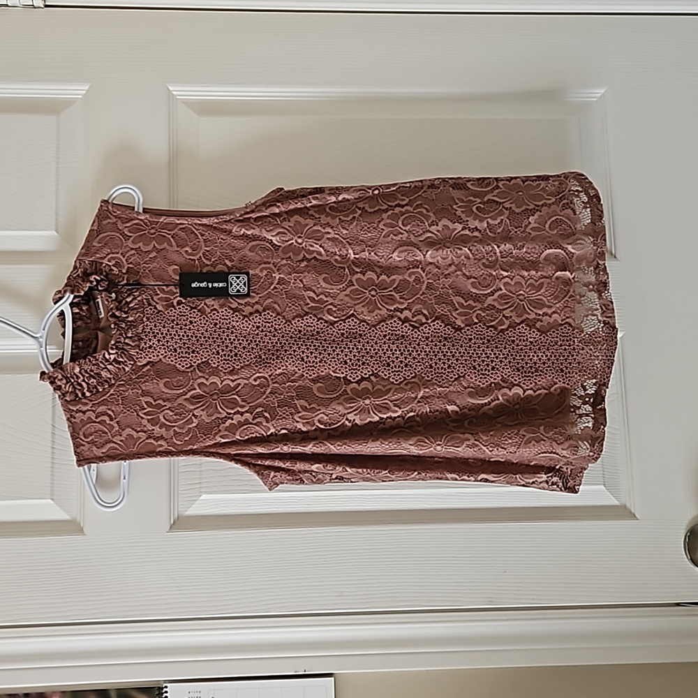 Lace tank
